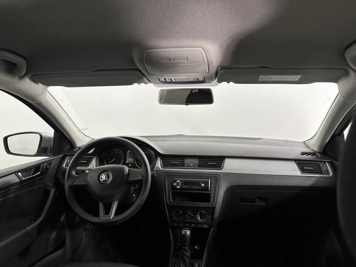 Купить Skoda Rapid с пробегом. Фото: #6