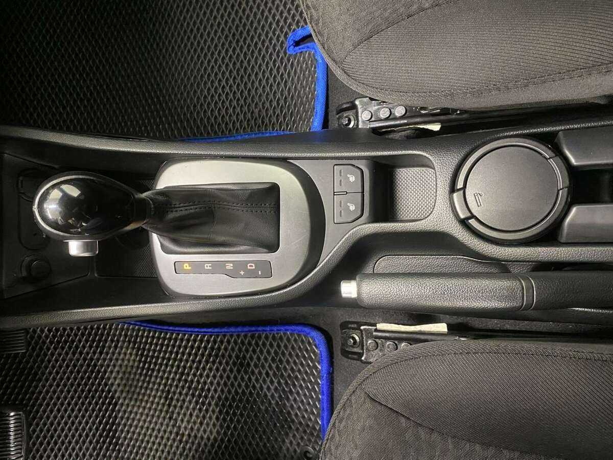 Купить Kia Rio с пробегом. Фото: #11