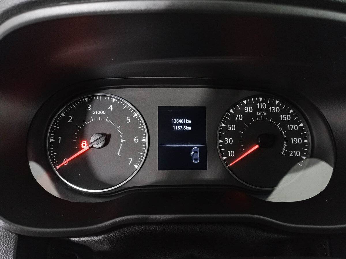 Купить Renault Duster с пробегом. Фото: #10