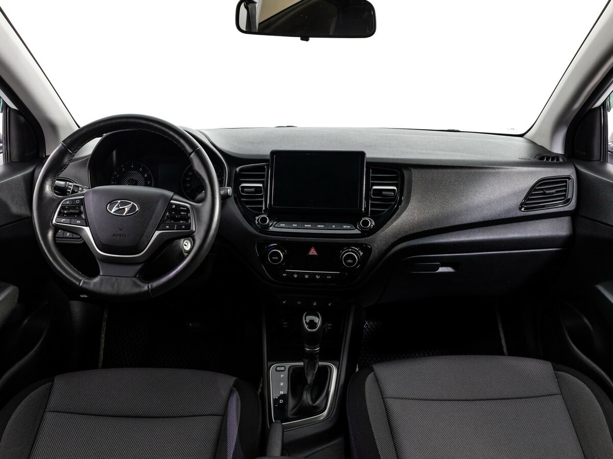 Купить Hyundai Solaris с пробегом. Фото: #7