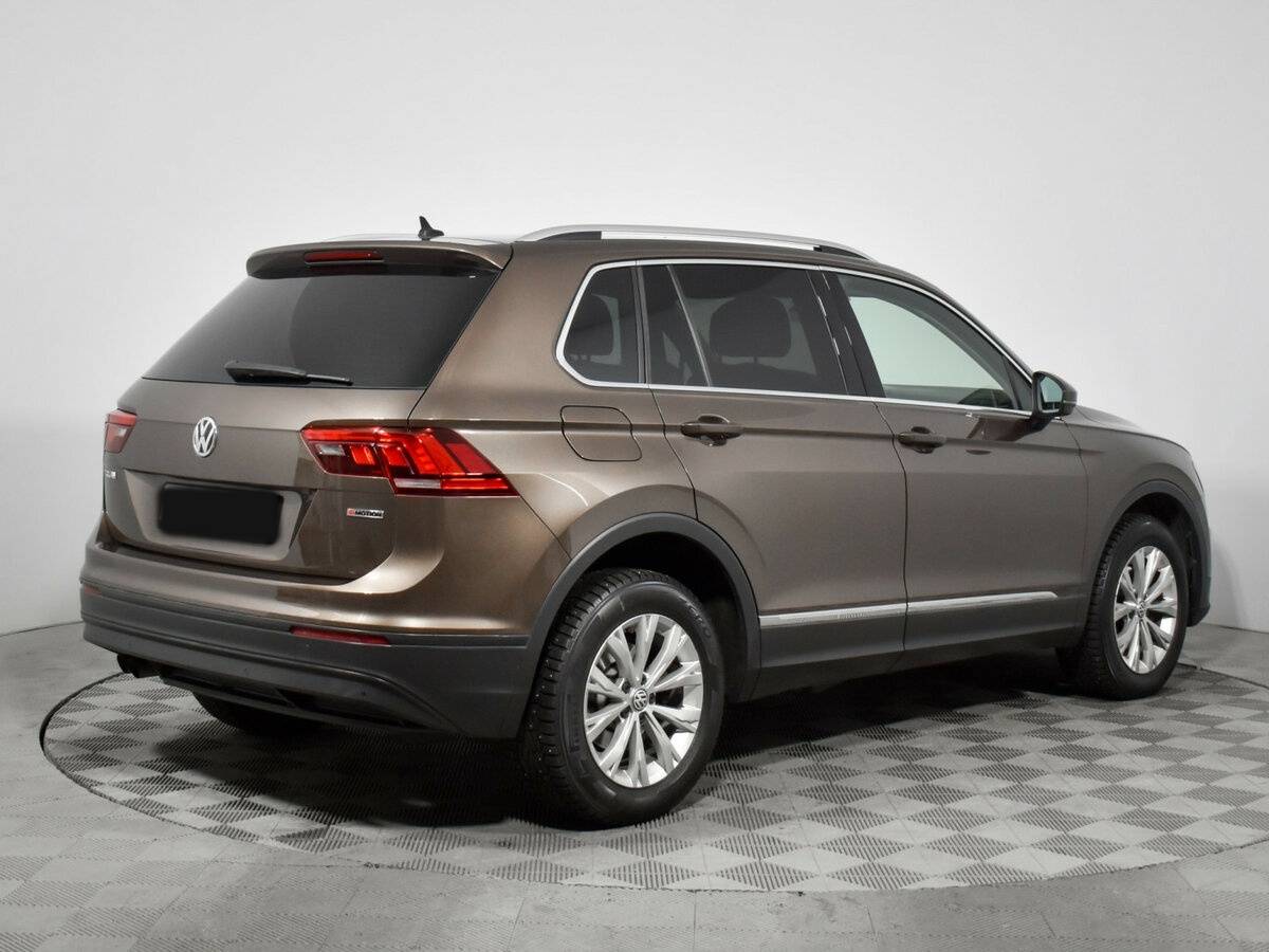 Купить Volkswagen Tiguan с пробегом. Фото: #4