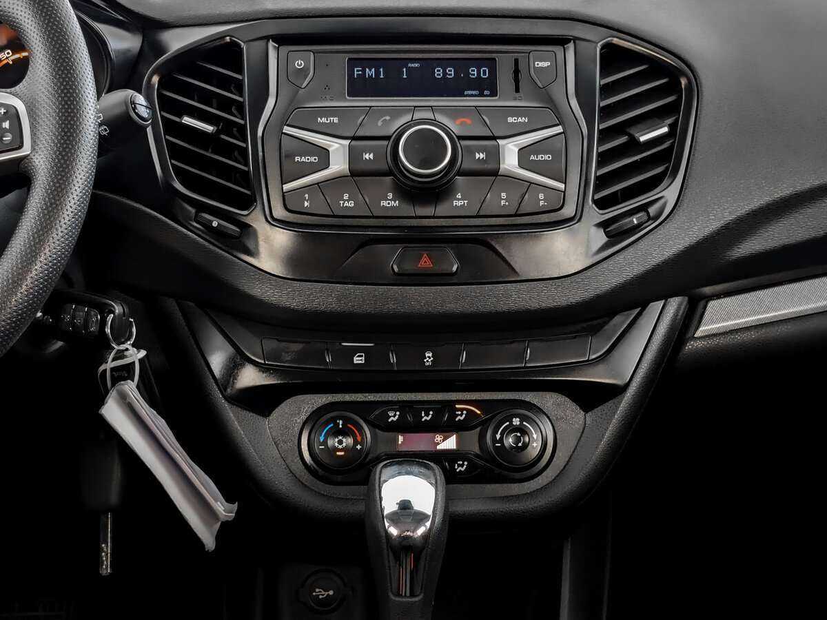 Купить Lada (ВАЗ) Vesta с пробегом. Фото: #12