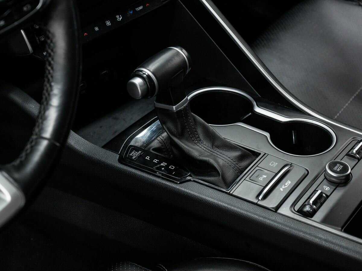 Купить Kia K5 с пробегом. Фото: #18