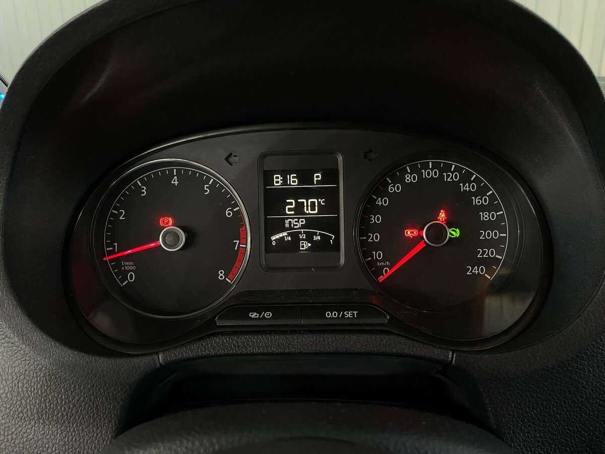 Купить Volkswagen Polo с пробегом. Фото: #10