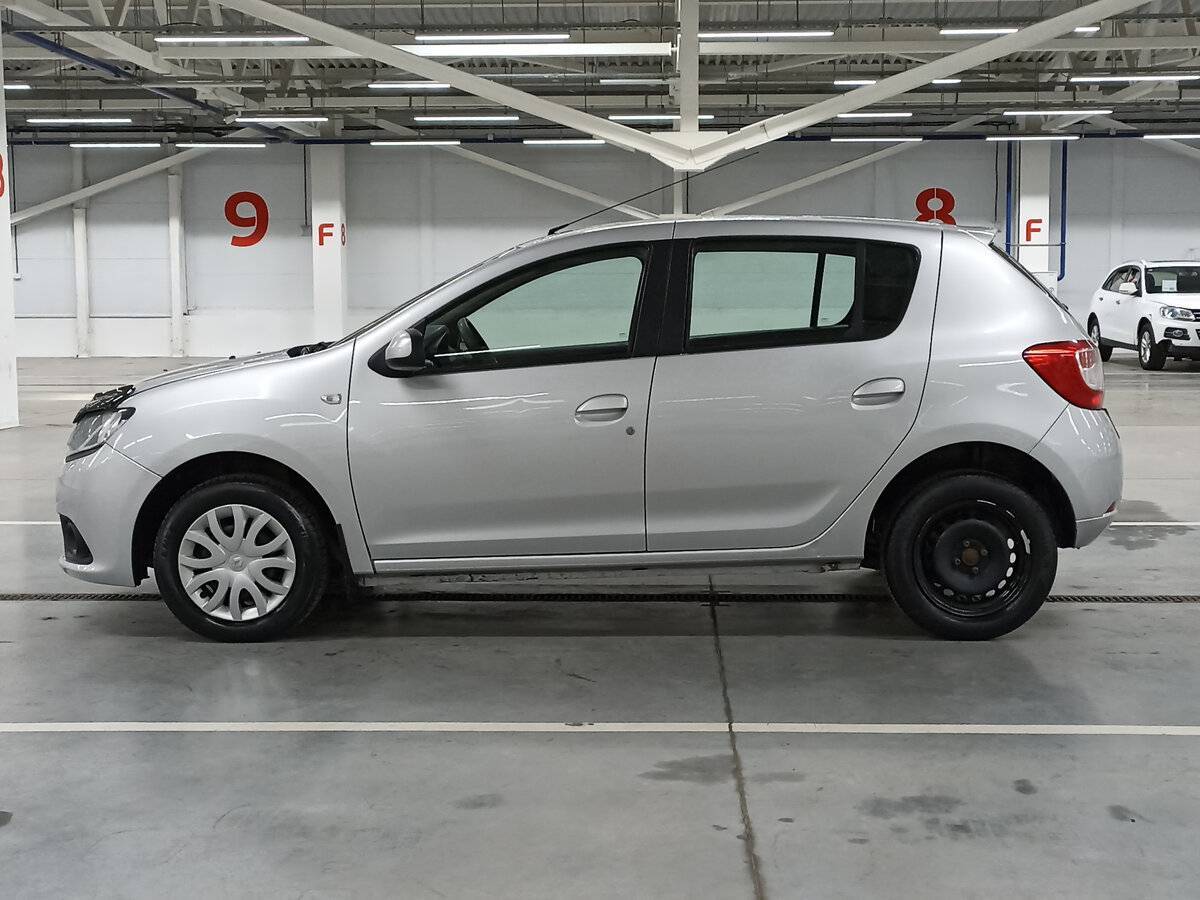Купить Renault Sandero с пробегом. Фото: #7