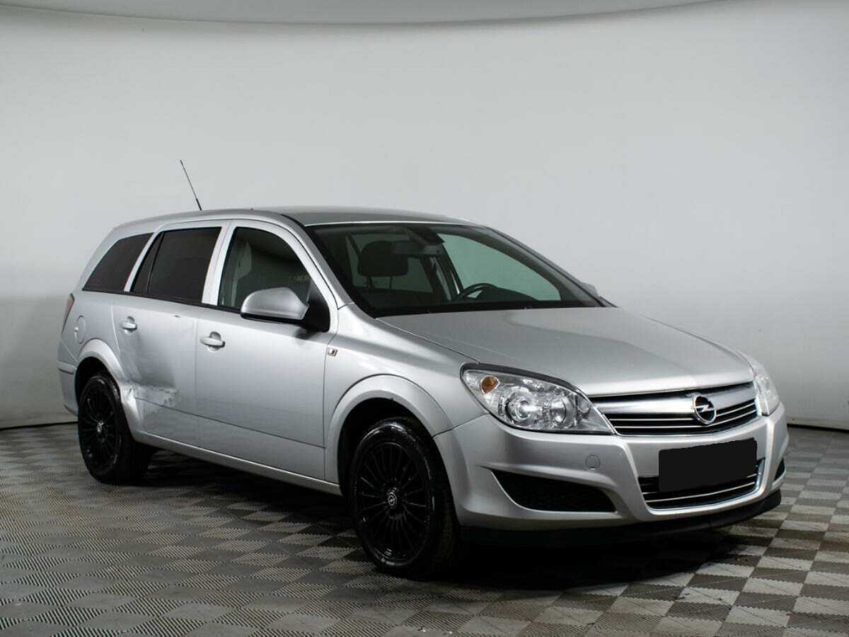 Купить Opel Astra с пробегом. Фото: #2