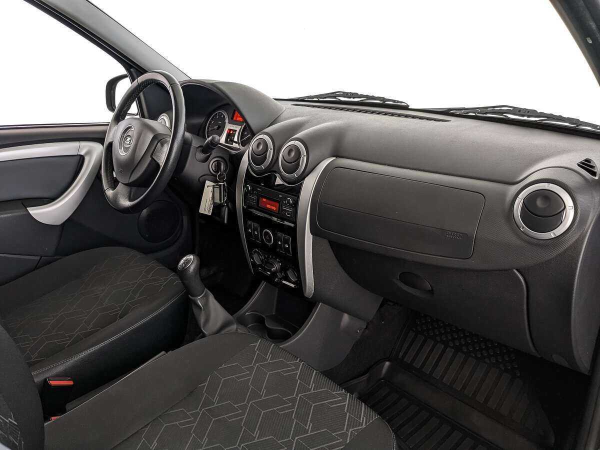 Купить Lada (ВАЗ) Largus с пробегом. Фото: #9