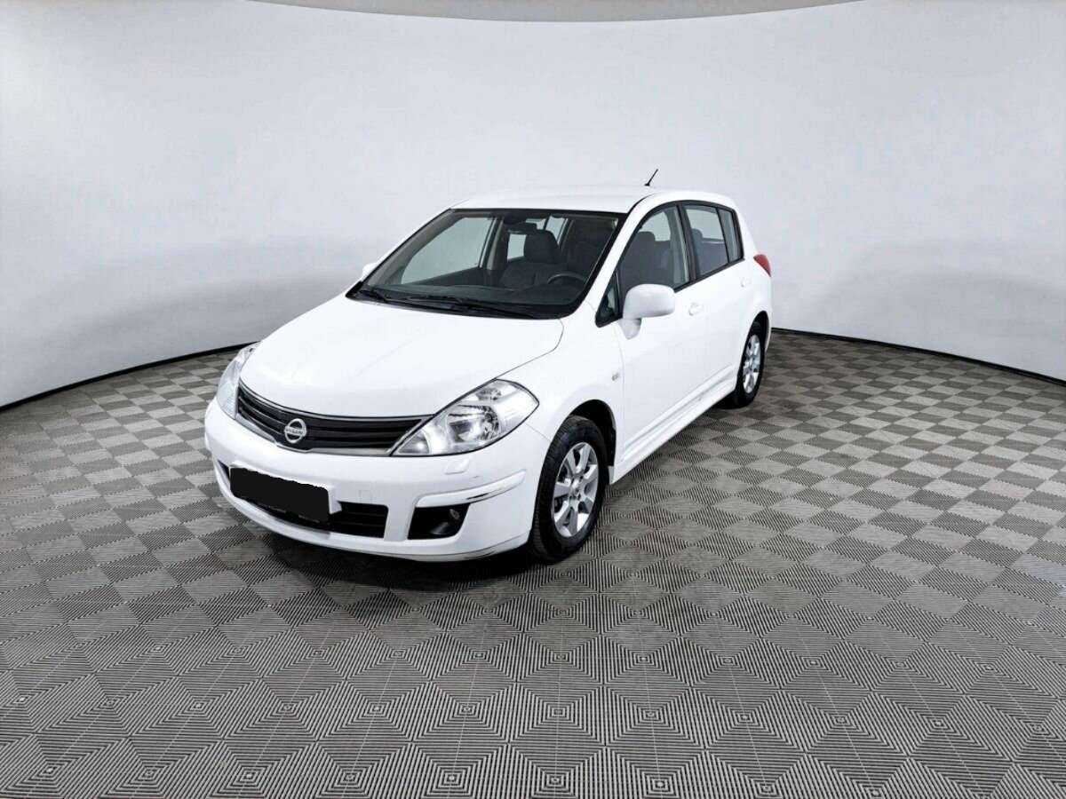 Купить Nissan Tiida с пробегом. Фото: #0