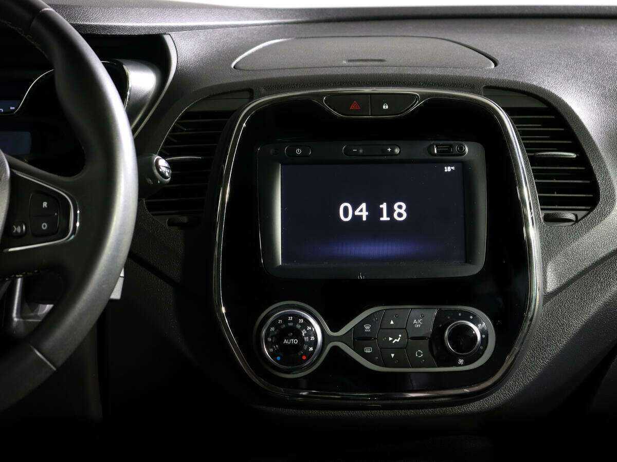 Купить Renault Kaptur с пробегом. Фото: #10