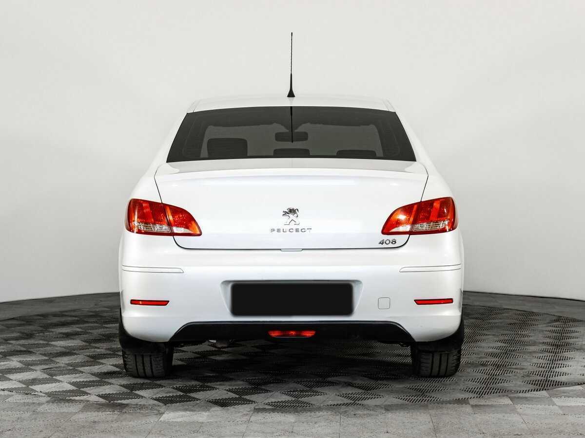 Купить Peugeot 408 с пробегом. Фото: #4