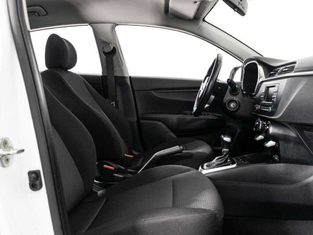 Купить Kia Rio с пробегом. Фото: #21