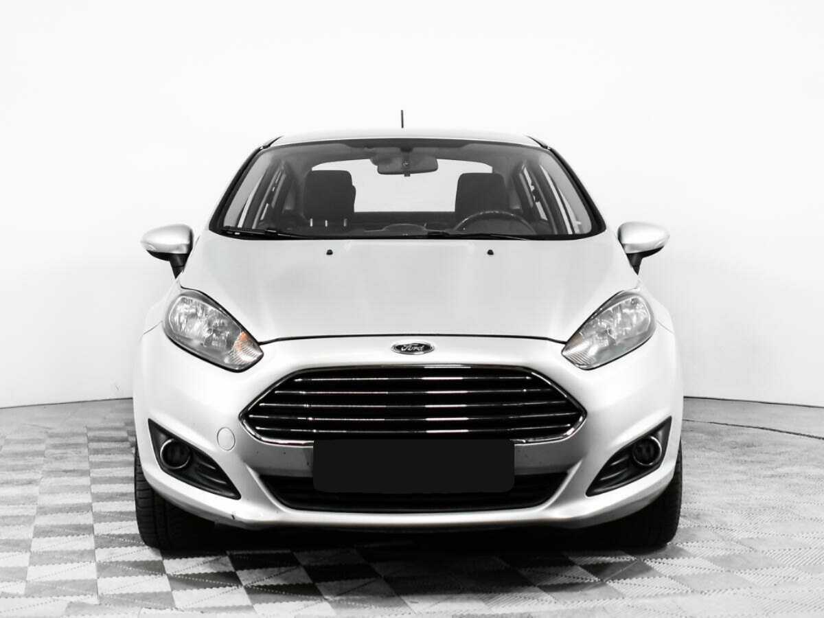 Купить Ford Fiesta с пробегом. Фото: #1
