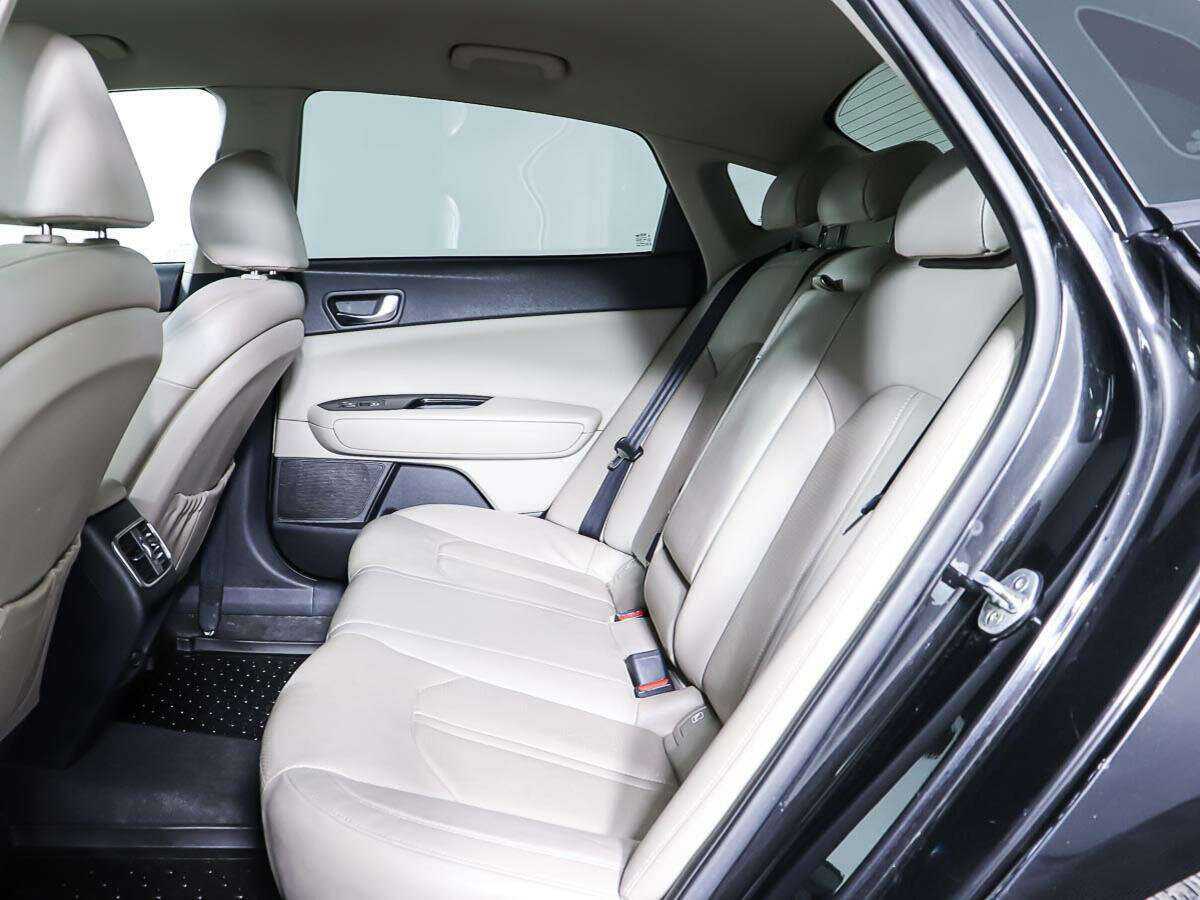 Купить Kia Optima с пробегом. Фото: #9