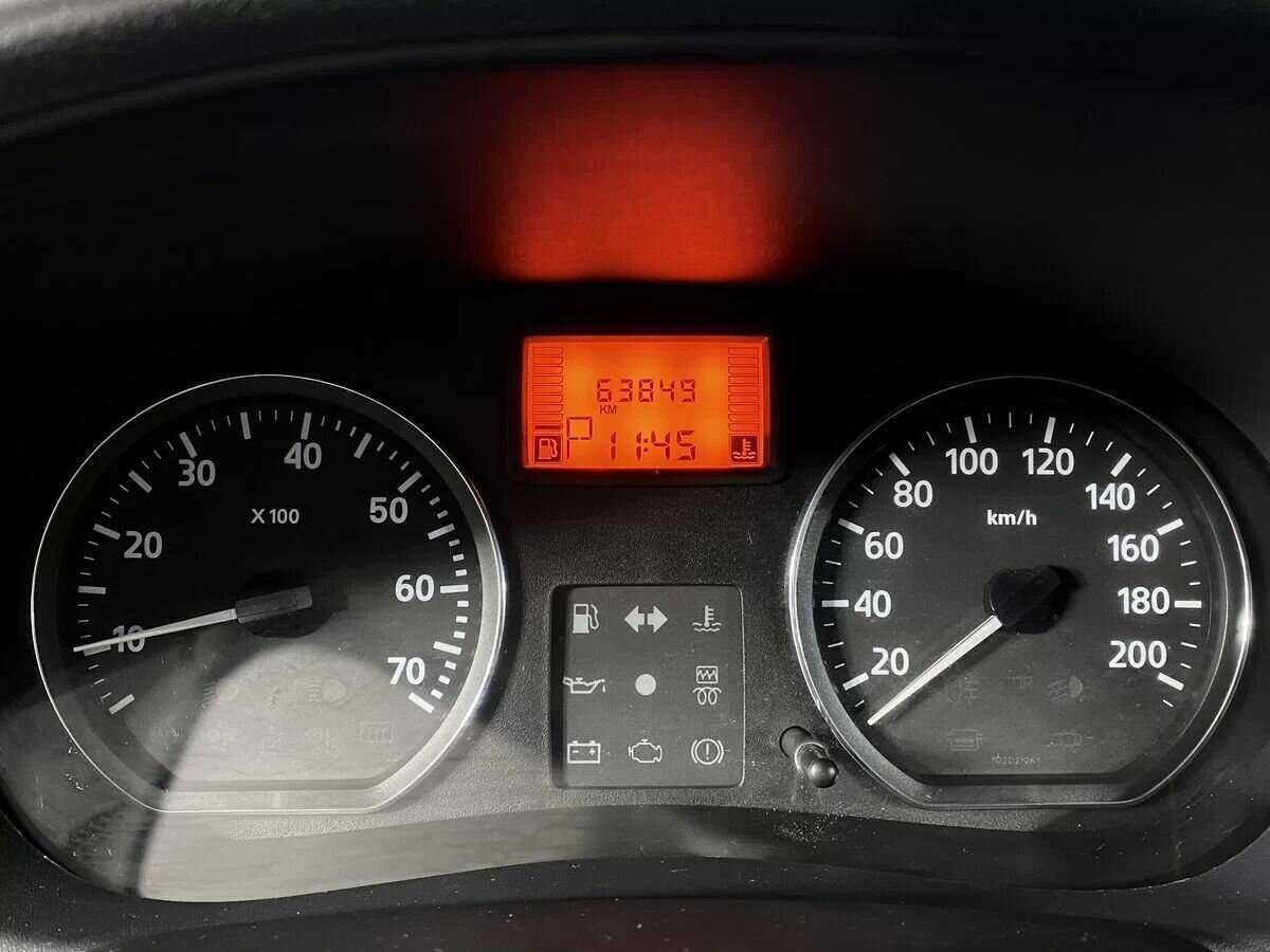 Купить Nissan Almera с пробегом. Фото: #10