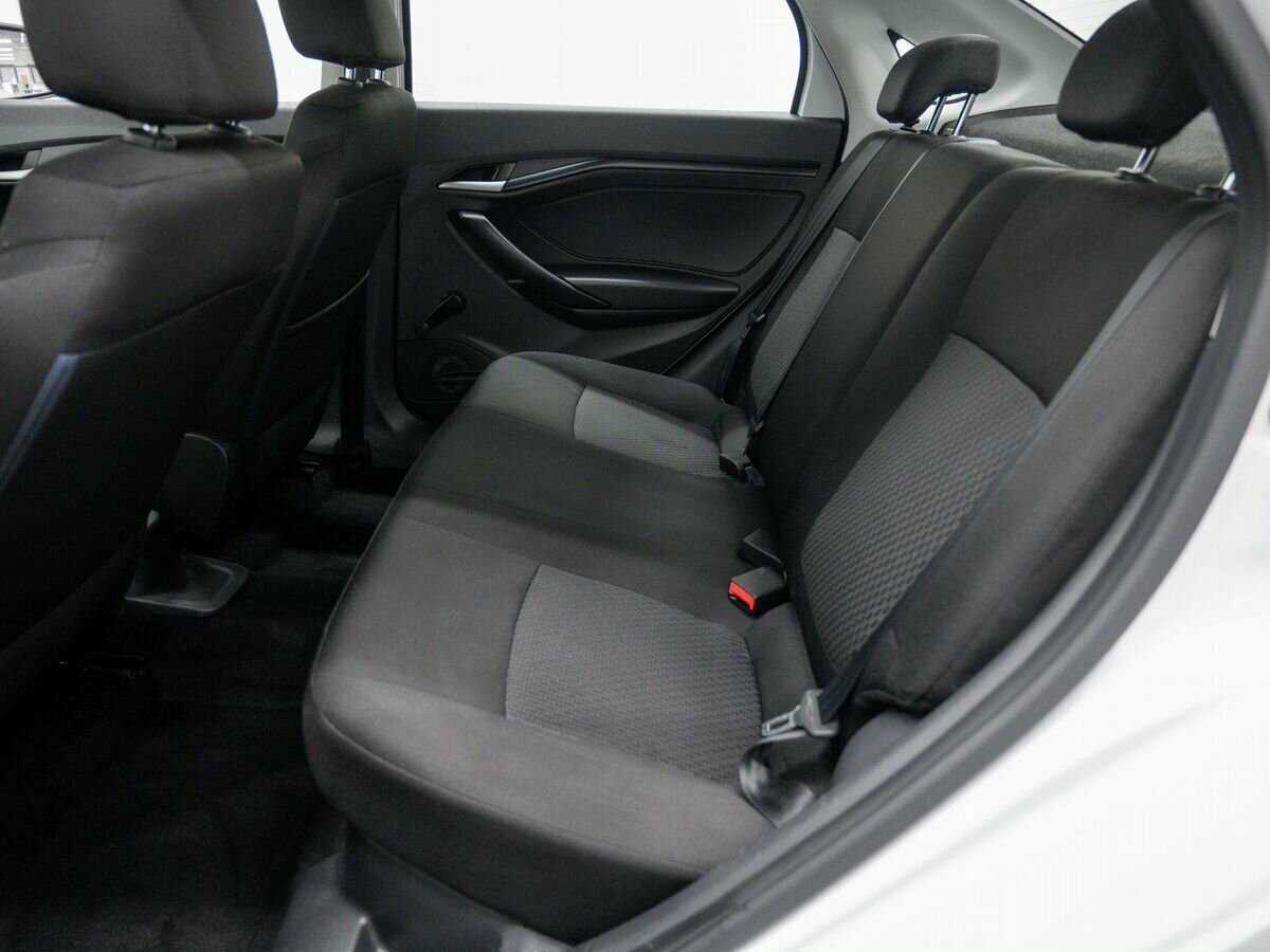 Купить Lada (ВАЗ) Vesta с пробегом. Фото: #11