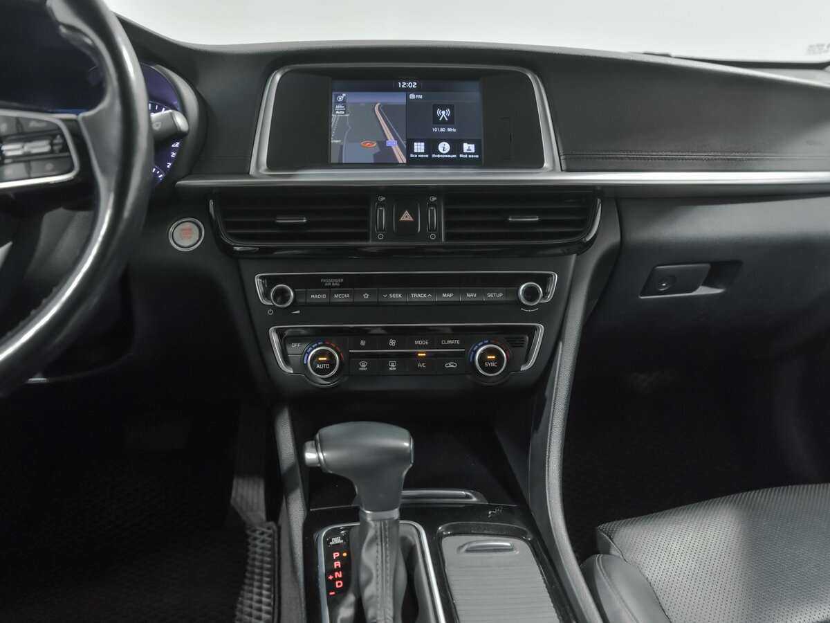 Купить Kia Optima с пробегом. Фото: #10