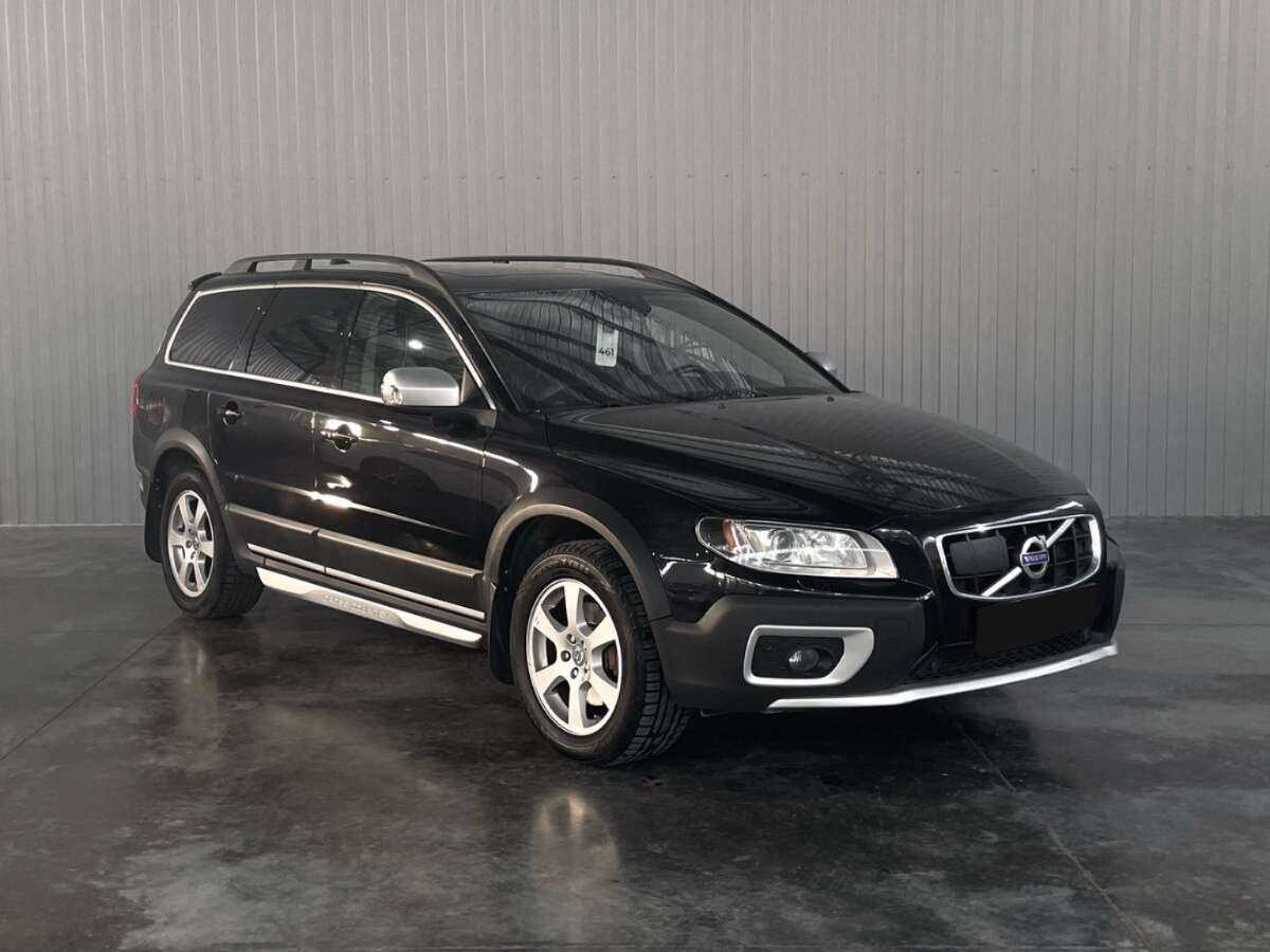 Купить Volvo XC70 с пробегом. Фото: #2