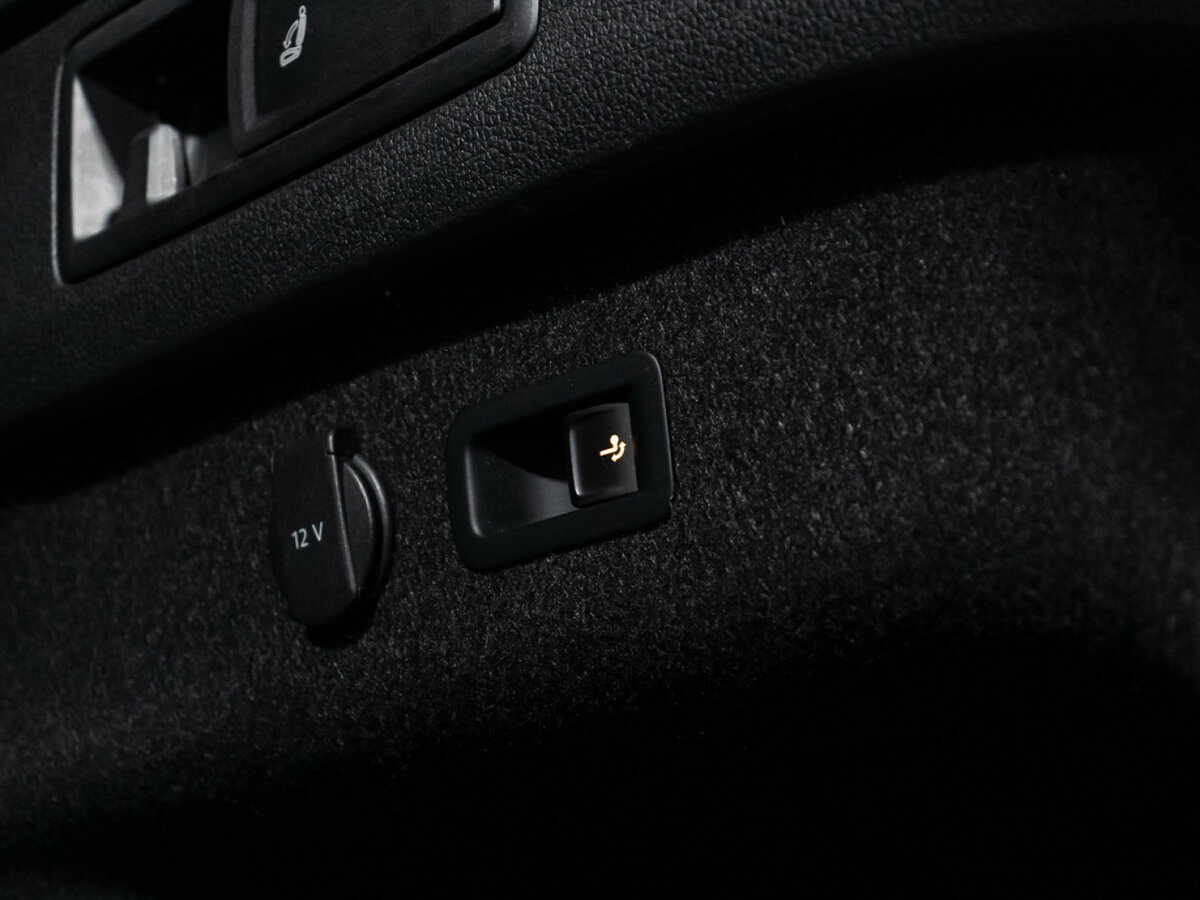 Купить Volkswagen Passat с пробегом. Фото: #21