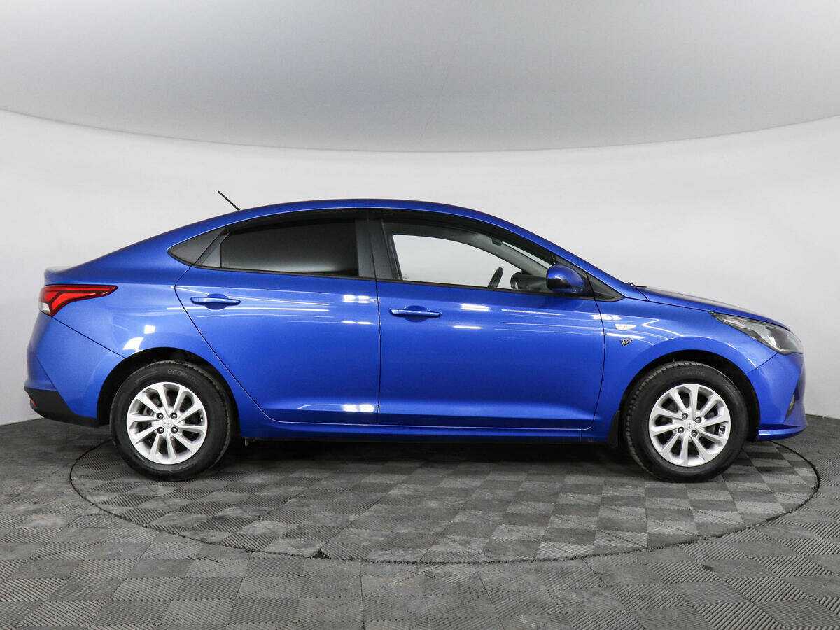 Купить Hyundai Solaris с пробегом. Фото: #3