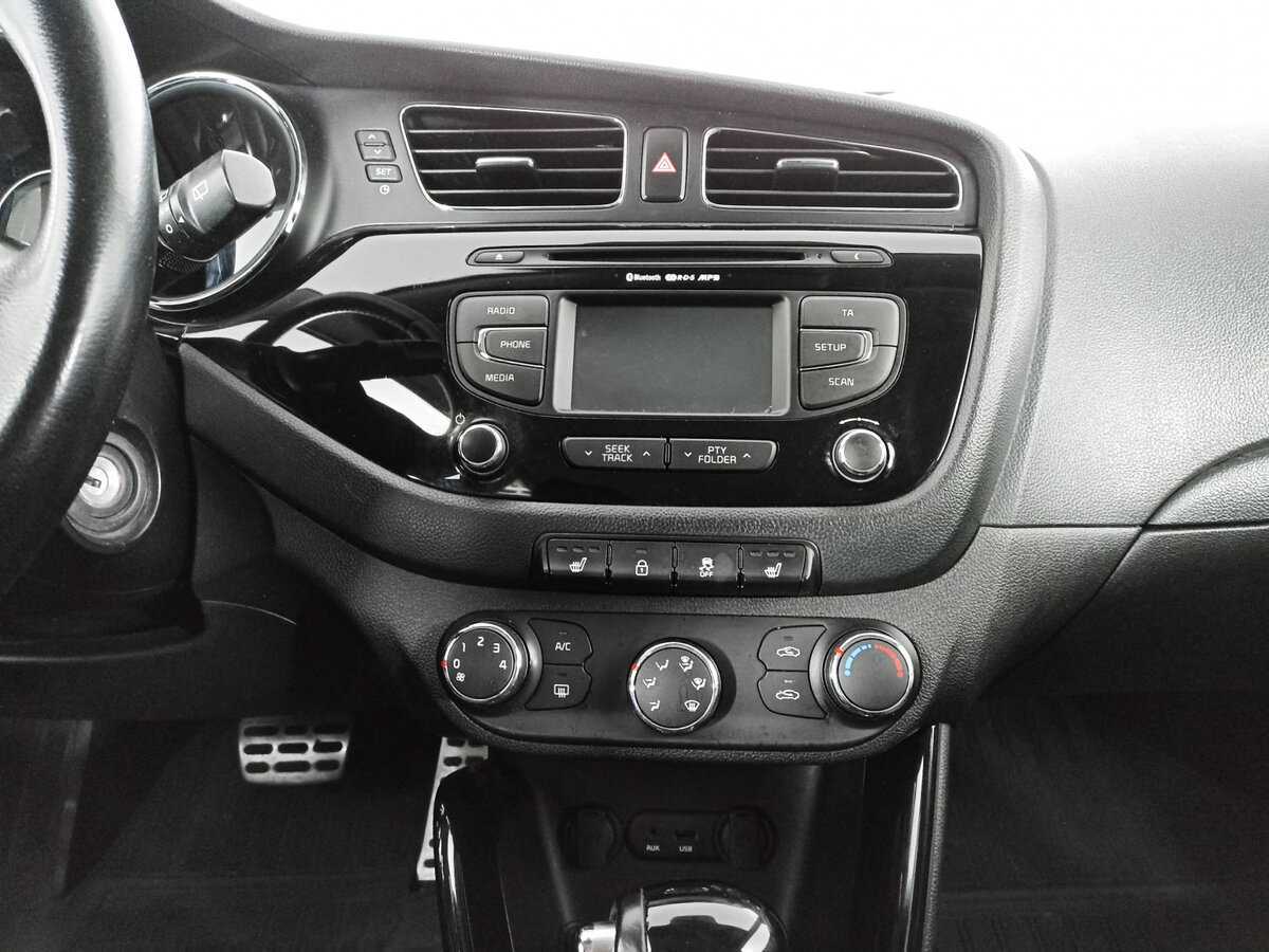 Купить Kia Ceed с пробегом. Фото: #12