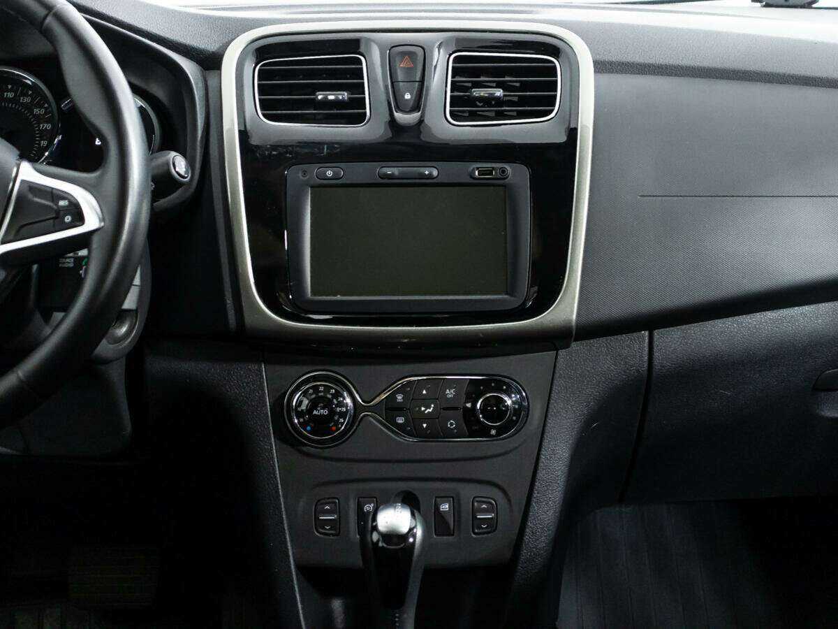Купить Renault Sandero с пробегом. Фото: #13