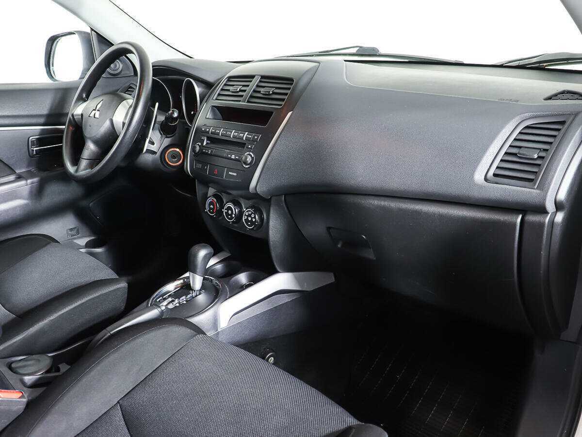 Купить Mitsubishi ASX с пробегом. Фото: #8