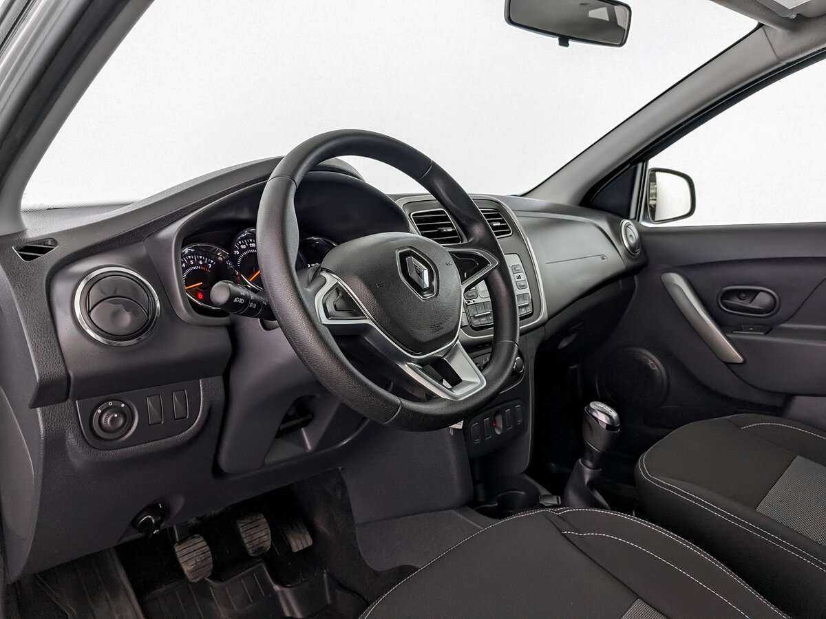 Купить Renault Sandero с пробегом. Фото: #15