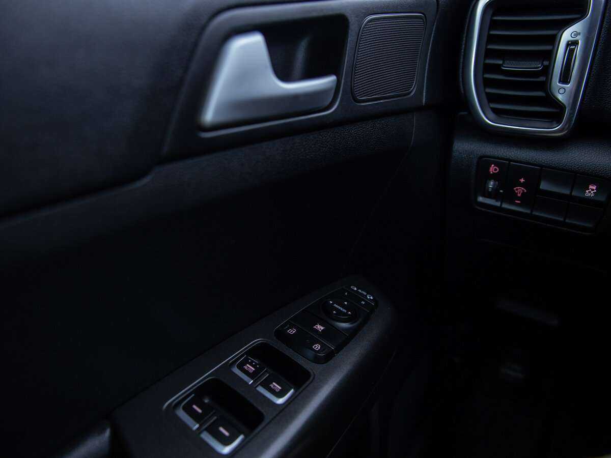 Купить Kia Sportage с пробегом. Фото: #17
