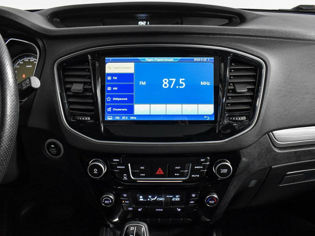 Купить Geely Emgrand X7 с пробегом. Фото: #15