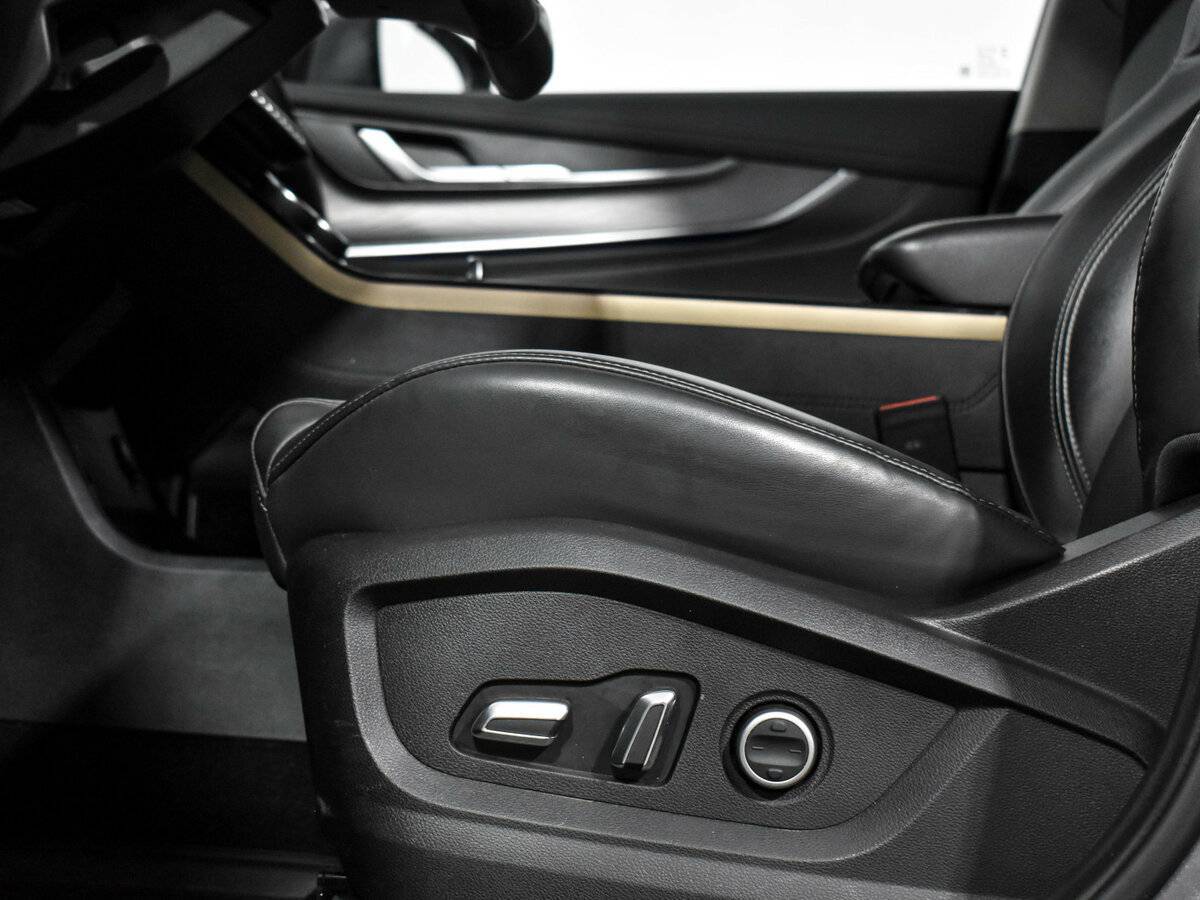 Купить EXEED LX с пробегом. Фото: #8