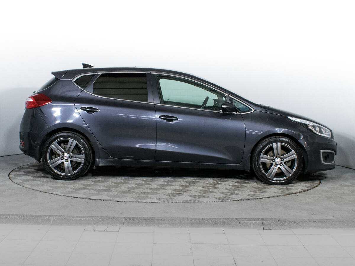 Купить Kia Ceed с пробегом. Фото: #3