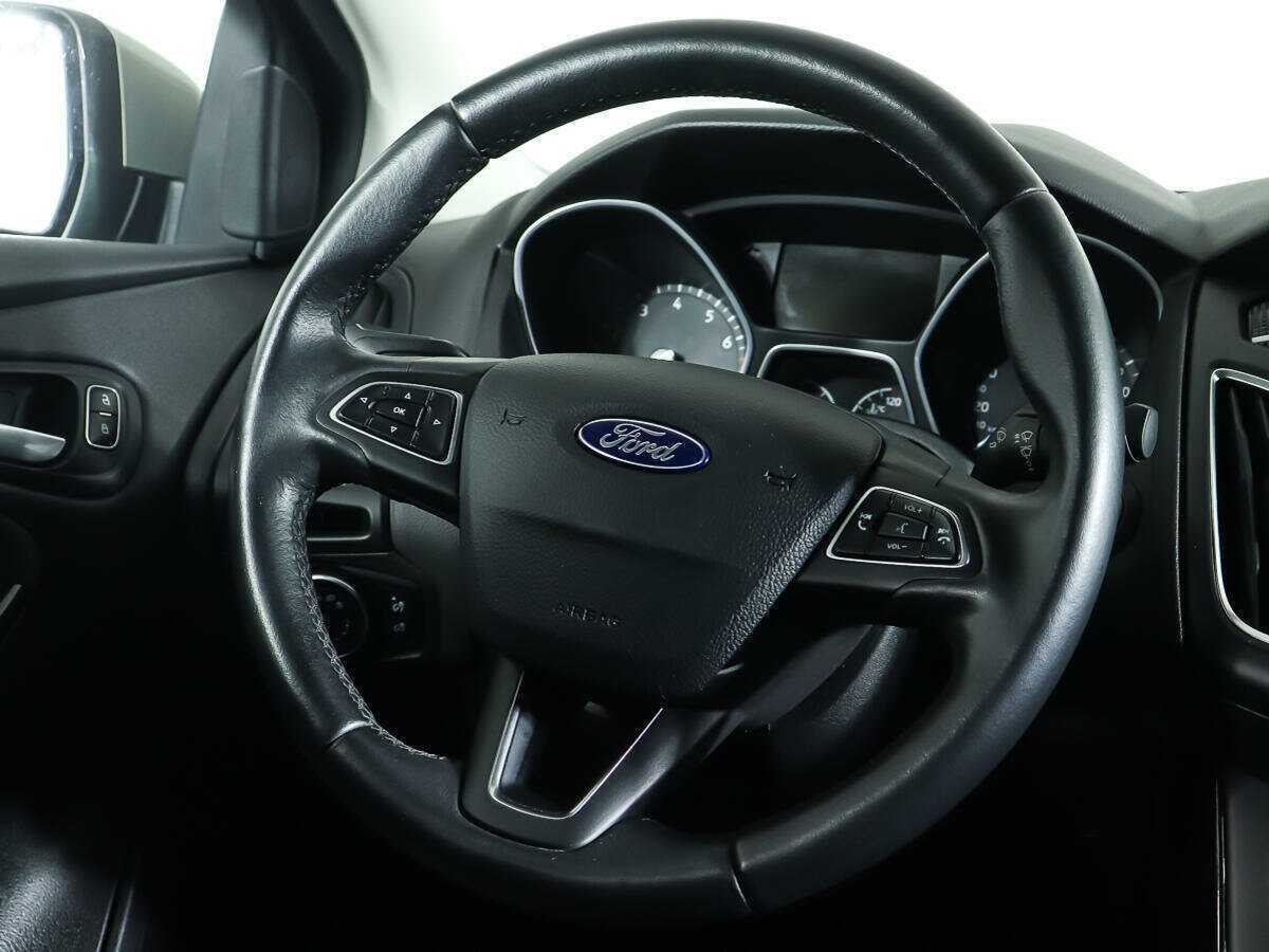 Купить Ford Focus с пробегом. Фото: #13