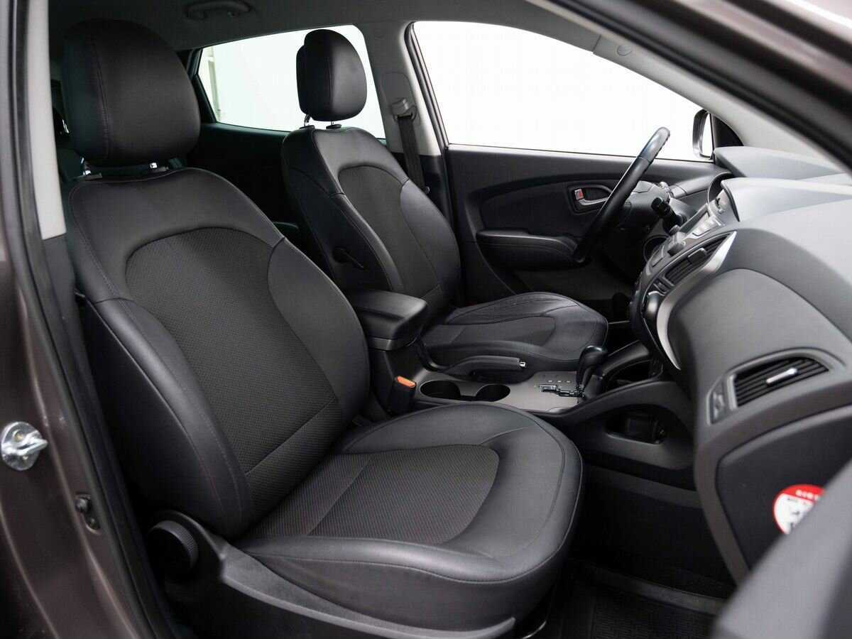 Купить Hyundai ix35 с пробегом. Фото: #11