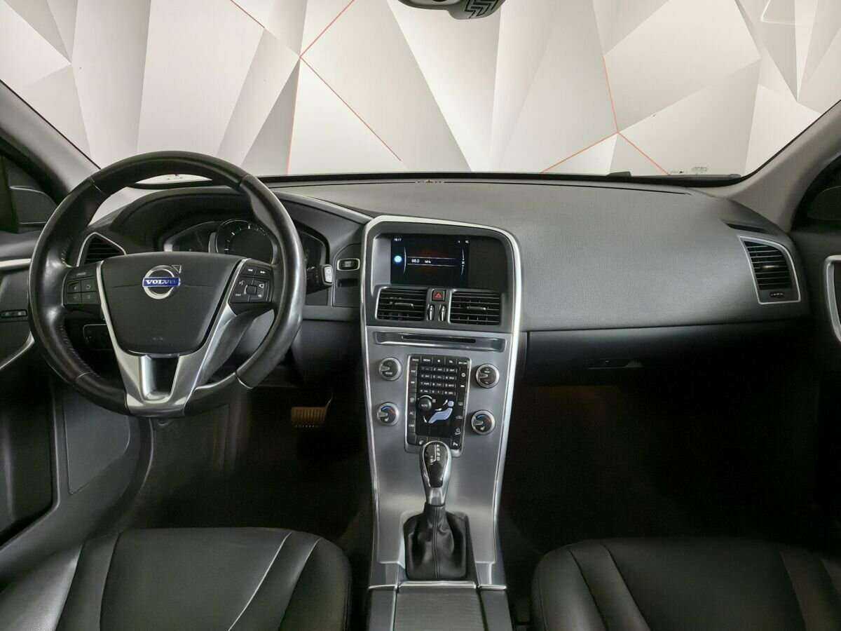 Купить Volvo XC60 с пробегом. Фото: #8