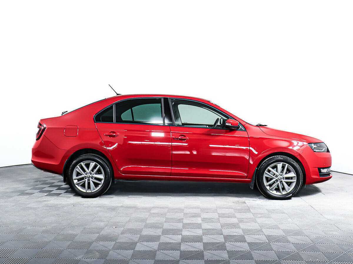Купить Skoda Rapid с пробегом. Фото: #3