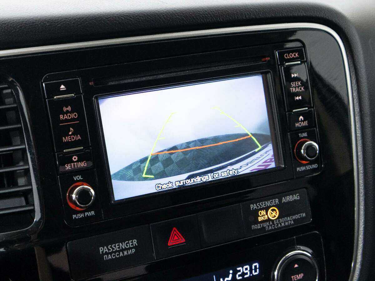 Купить Mitsubishi Outlander с пробегом. Фото: #17