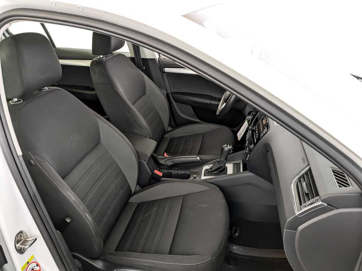 Купить Skoda Octavia с пробегом. Фото: #22