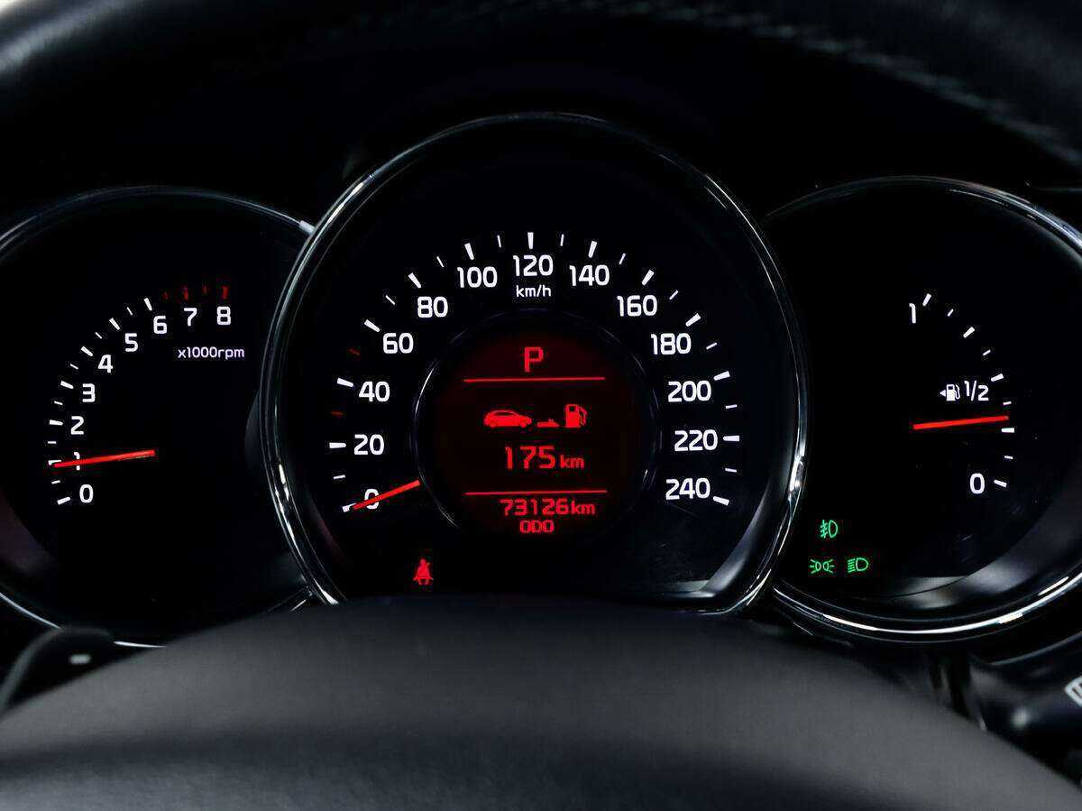 Купить Kia Ceed с пробегом. Фото: #15