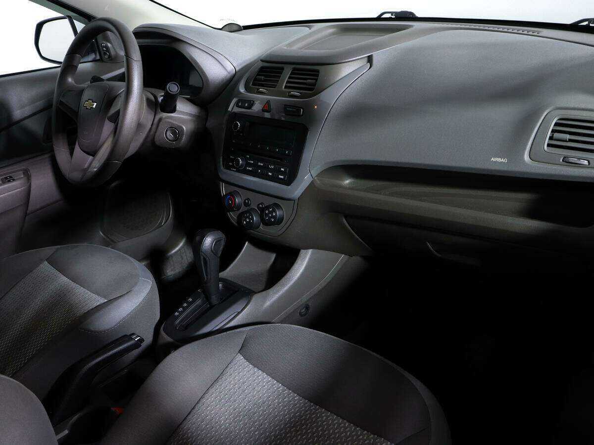 Купить Chevrolet Cobalt с пробегом. Фото: #7