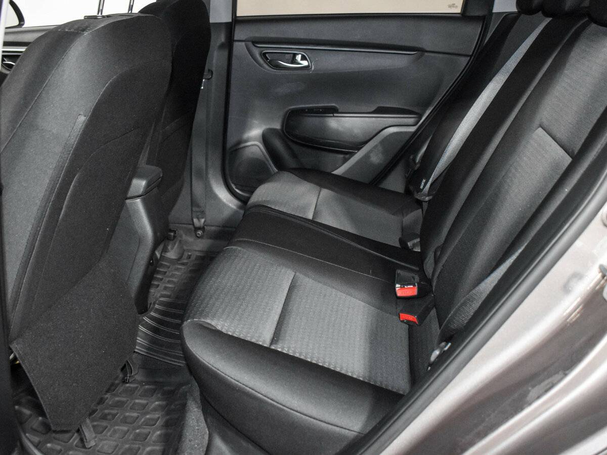 Купить Kia Rio с пробегом. Фото: #9