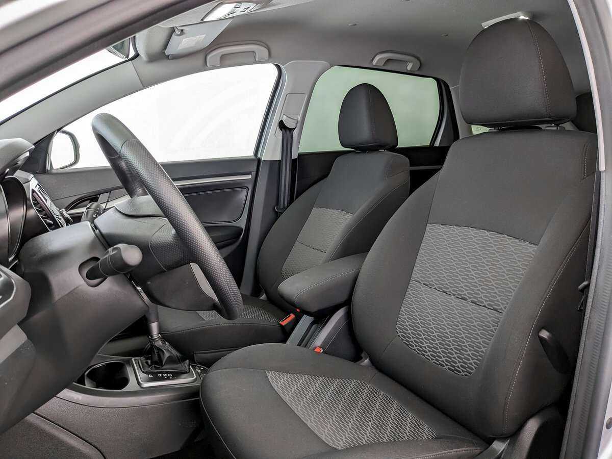 Купить Lada (ВАЗ) Vesta с пробегом. Фото: #15