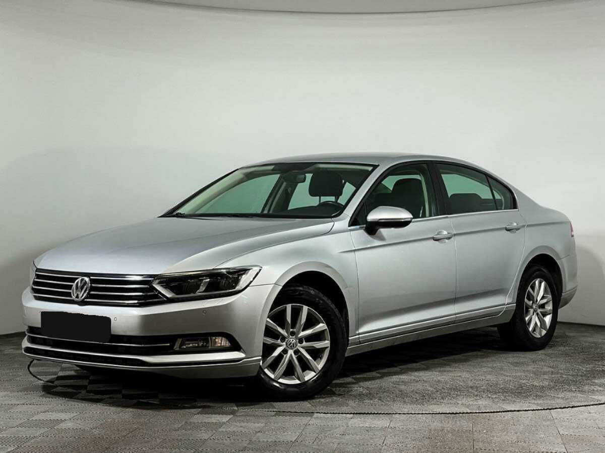 Купить Volkswagen Passat с пробегом. Посмотреть фото