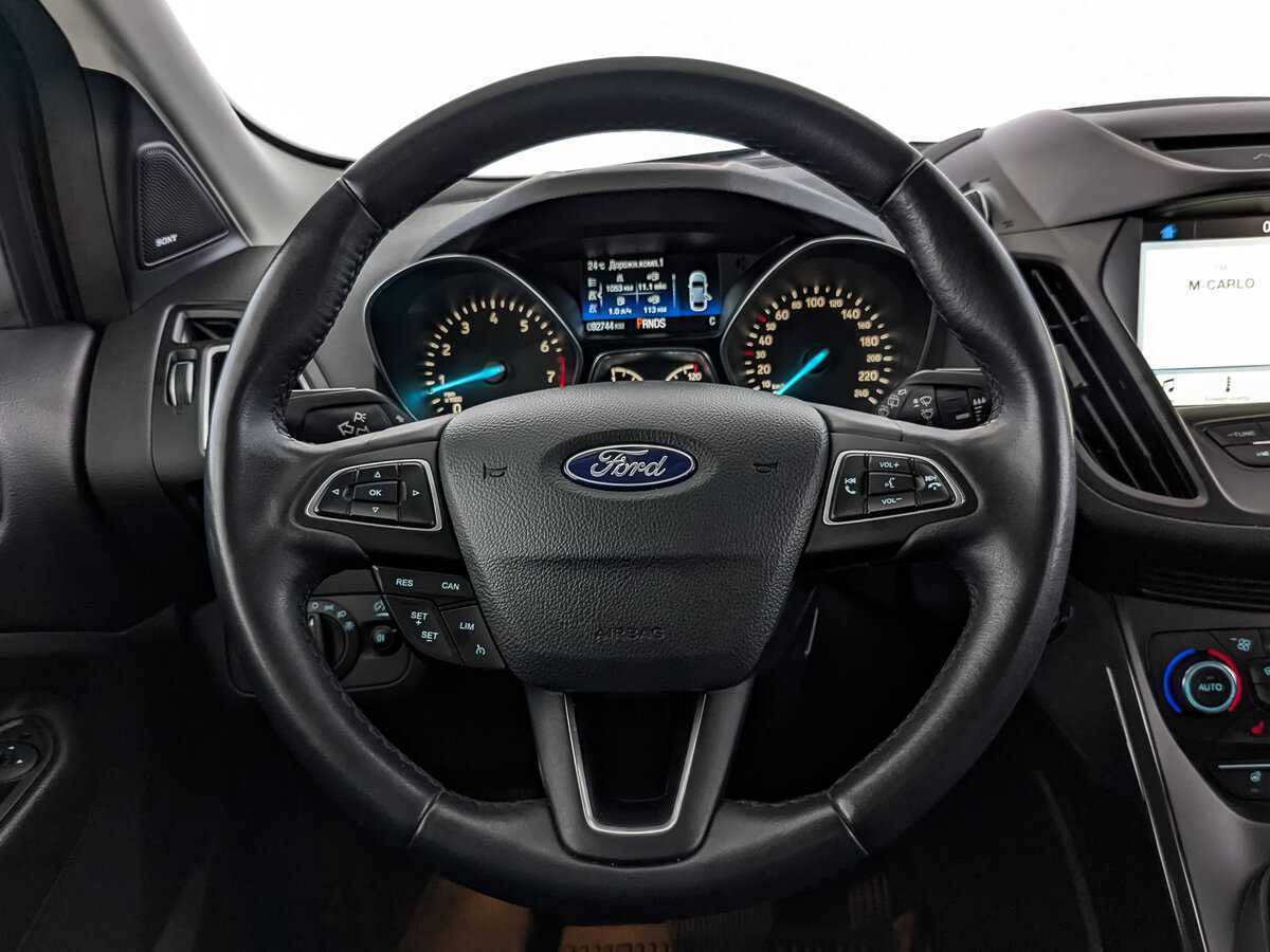 Купить Ford Kuga с пробегом. Фото: #19