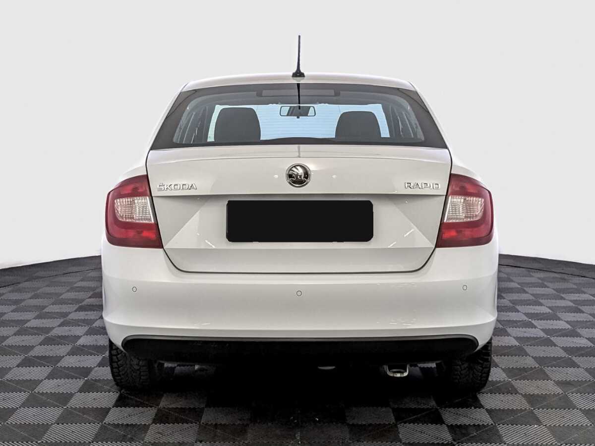 Купить Skoda Rapid с пробегом. Фото: #5