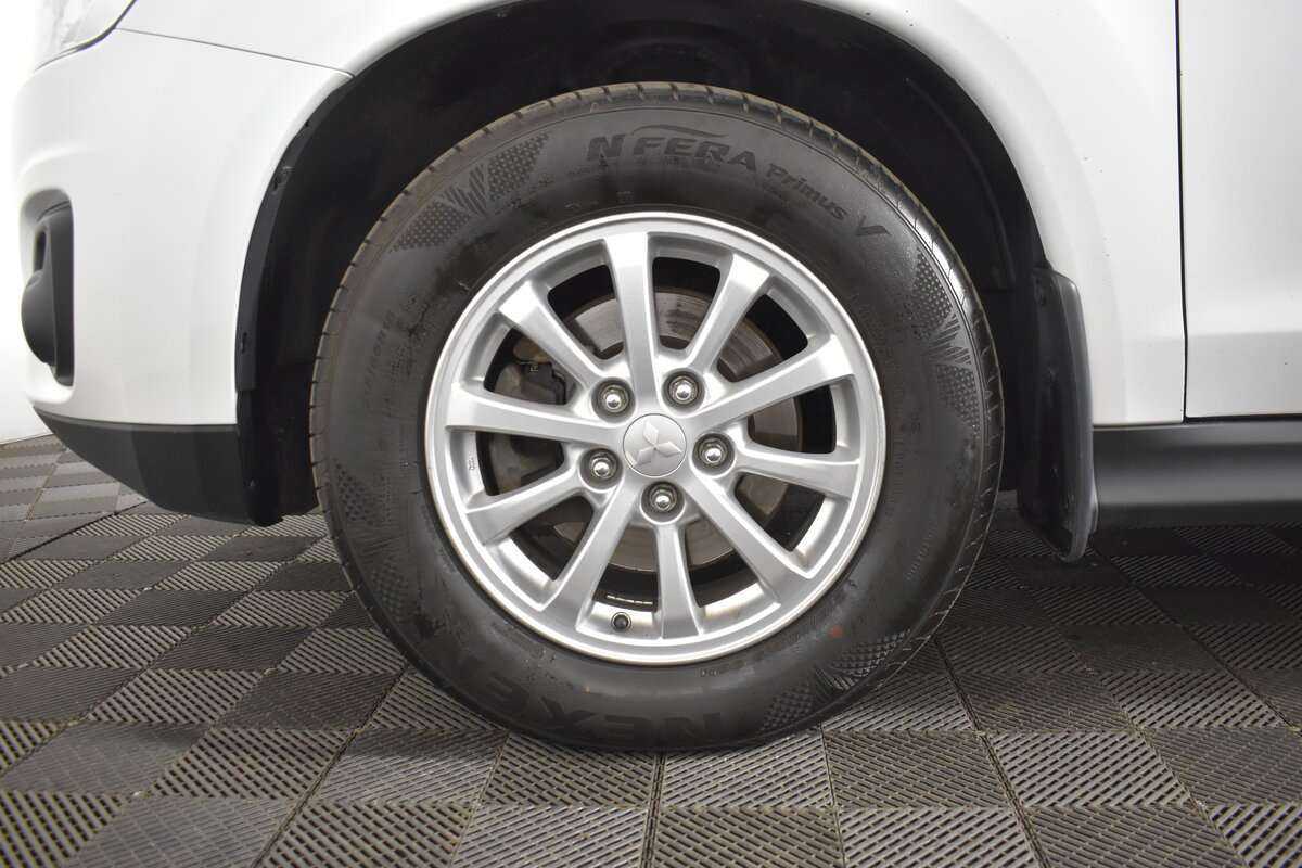 Купить Mitsubishi ASX с пробегом. Фото: #10