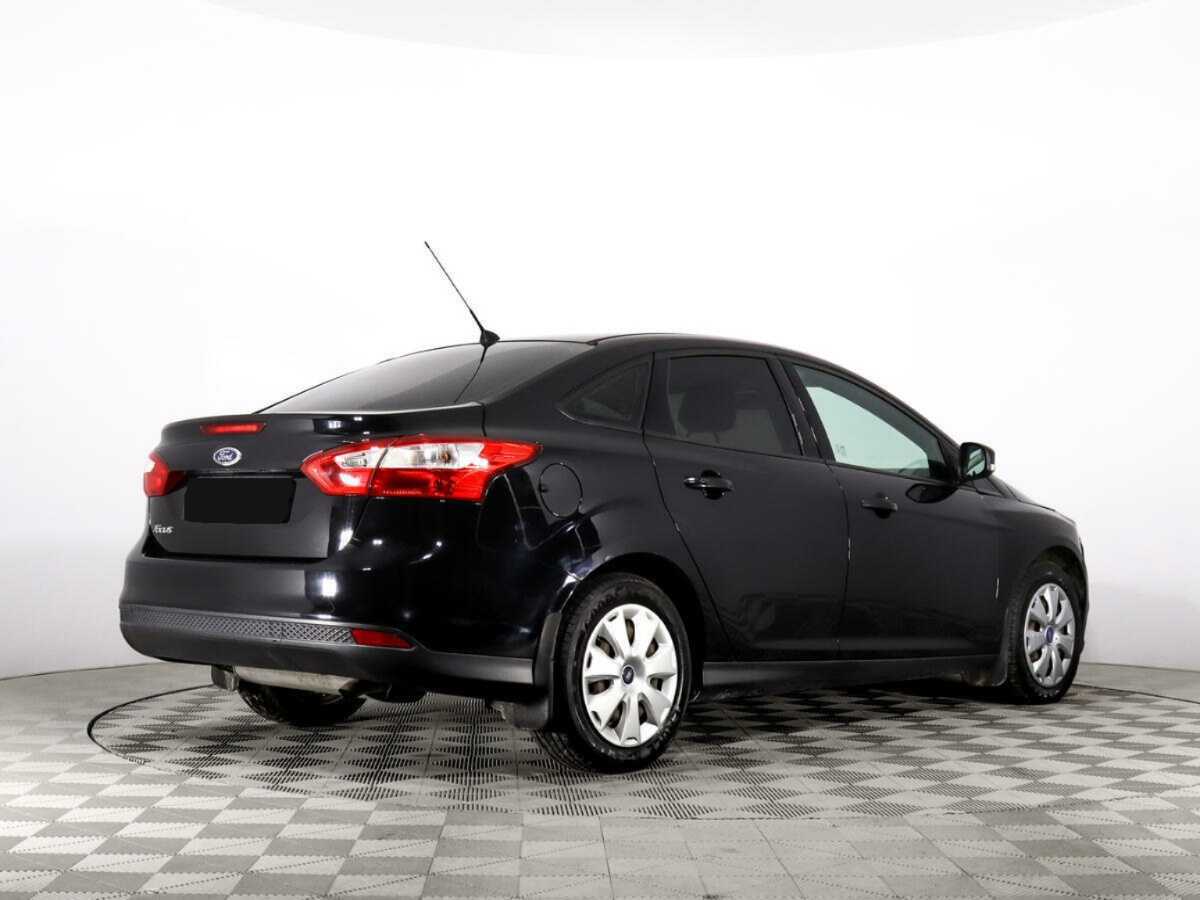 Купить Ford Focus с пробегом. Фото: #2