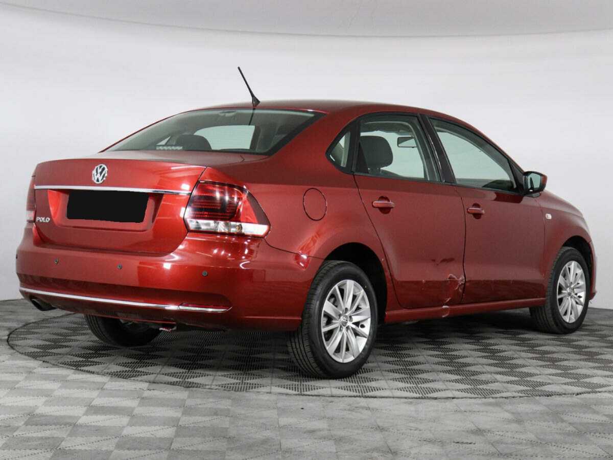 Купить Volkswagen Polo с пробегом. Фото: #2