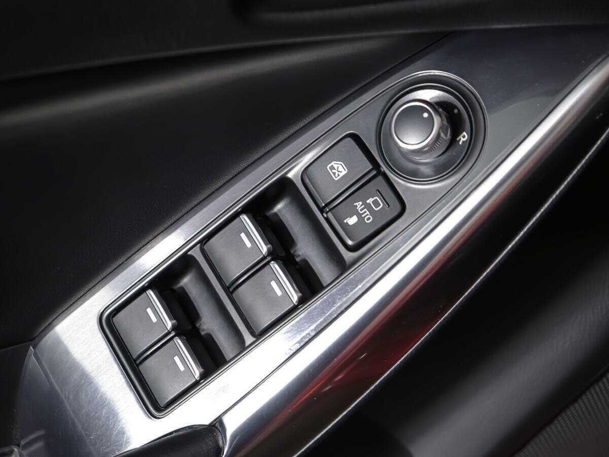 Купить Mazda 6 с пробегом. Фото: #13