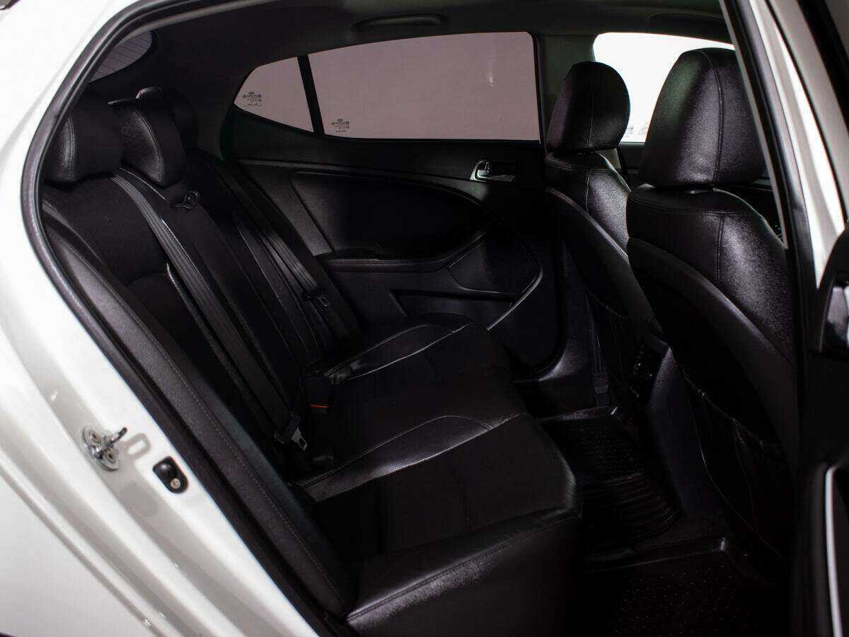 Купить Kia Optima с пробегом. Фото: #8