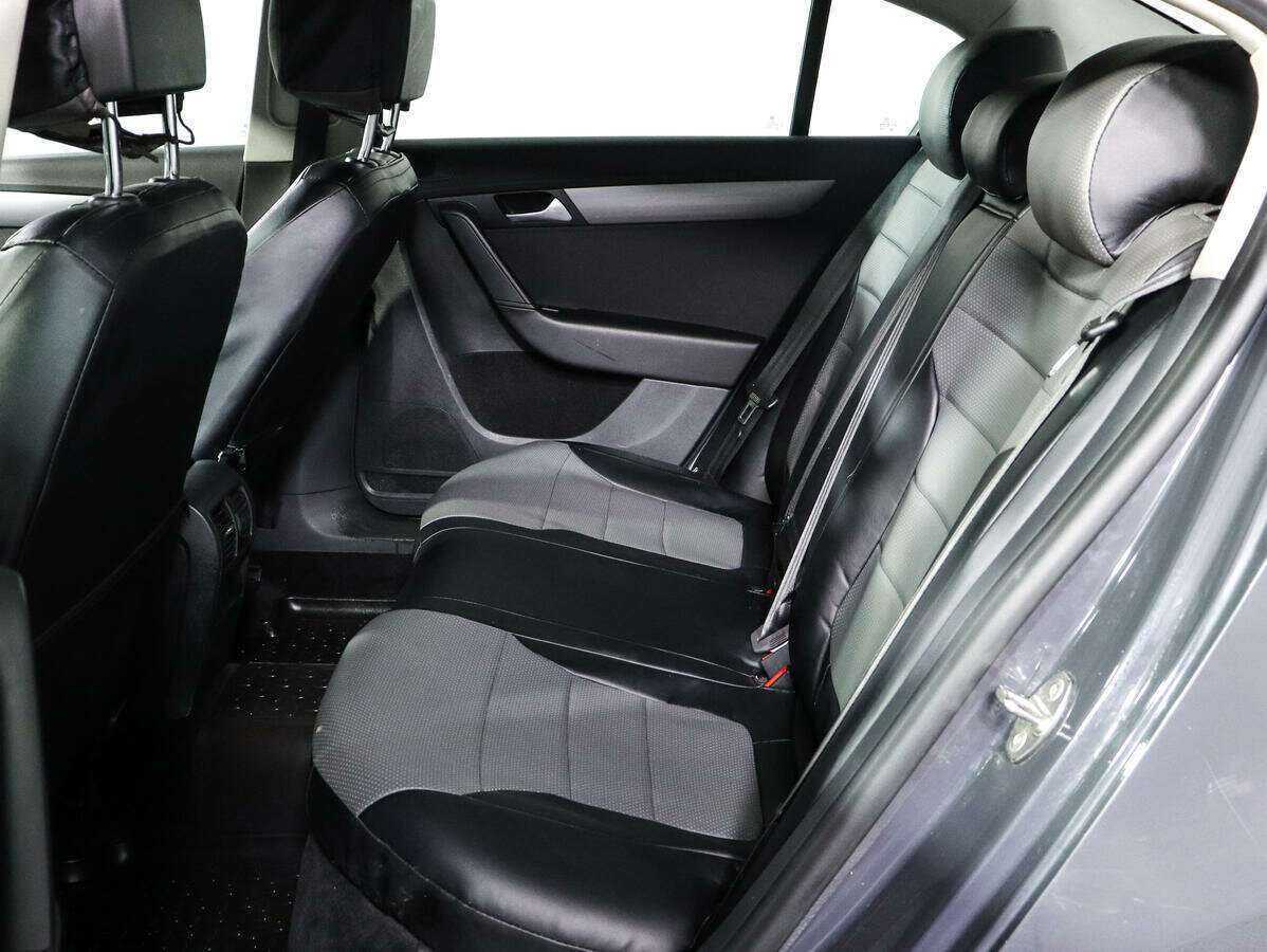 Купить Volkswagen Passat с пробегом. Фото: #7